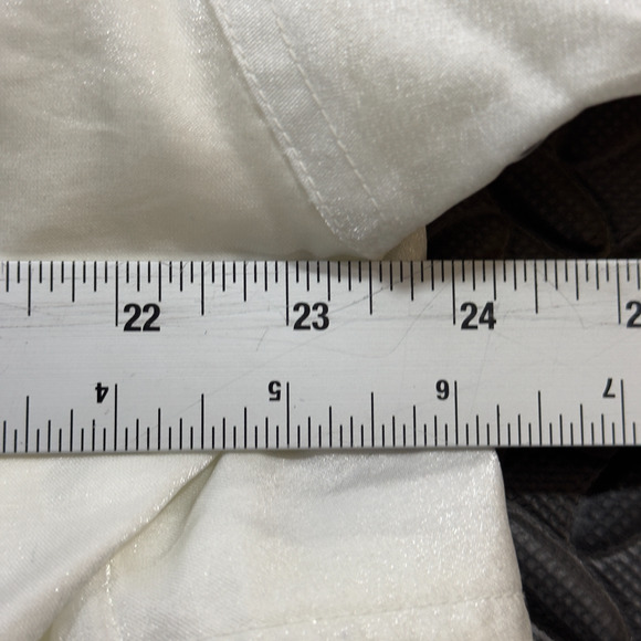 Izzi Mountain Parka Women's Large White Long Sleeve Hooded Drawstring Button-Up - Picture 9 of 10